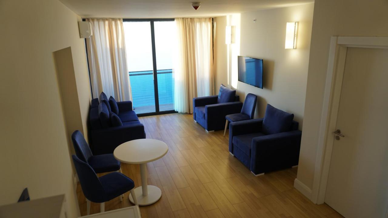 Diamond Apartment Batumi Exterior foto